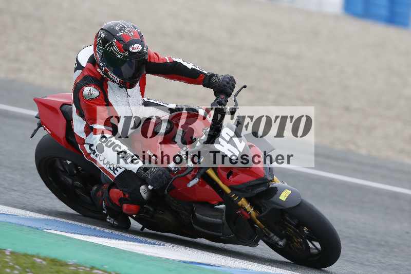 /02 28.-31.01.2025 Moto Center Thun Jerez/gruen-green/82